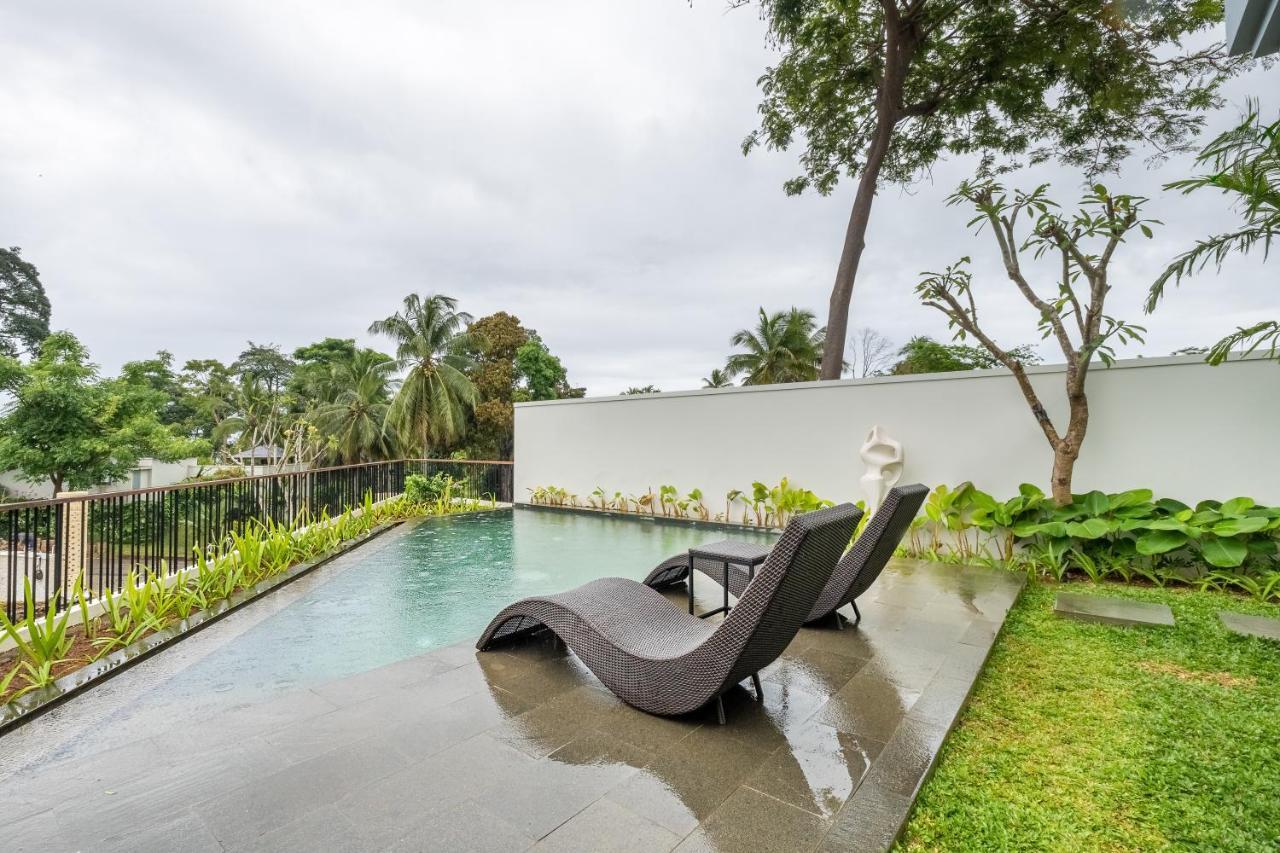Novus Jiva Anyer Hotel ภายนอก รูปภาพ