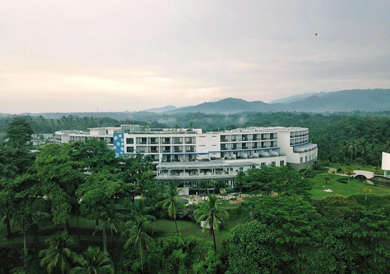 Novus Jiva Anyer Hotel ภายนอก รูปภาพ